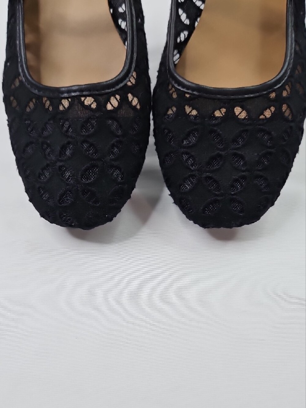 Seychelles Women's Black Lace Crochet Mary Jane Flats with Silver Buckle 9W - Picture 4 of 8
